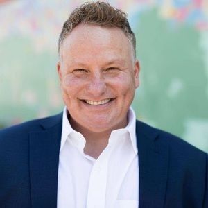 Meet your Posher, Derick